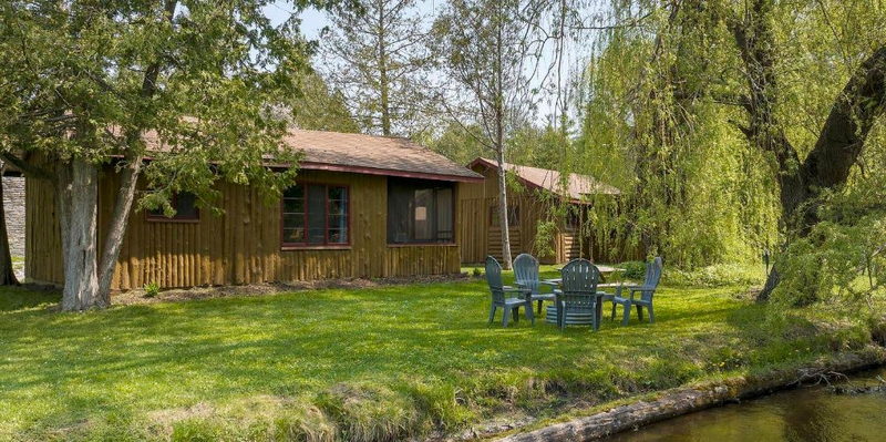 Reeds on the River (Rileys Midway Motel Cabins) - From Web Listing